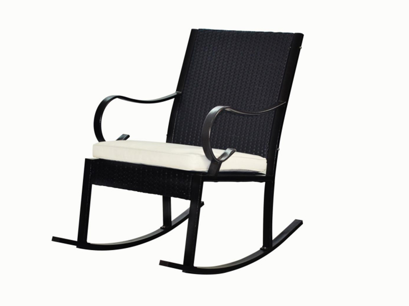 Egyidejű Rattan kültéri hintaszék, leütéses kialakítás YQR-374