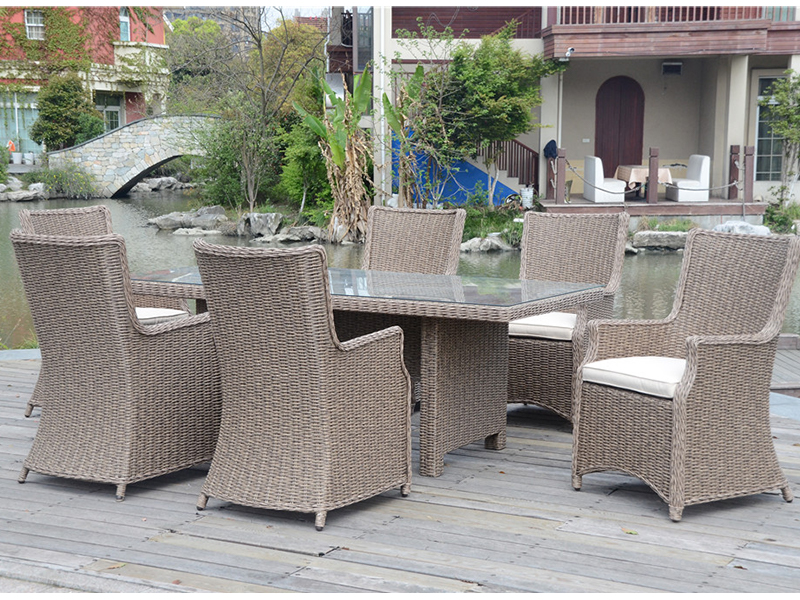 Rattan étkezési készlet
